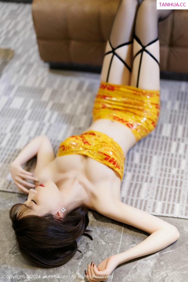 陈芝 芝芝Booty [XiuRen]高清写真图 2024.12.26 No.9664 徐莉芝Booty 黑丝美臀第31张图片